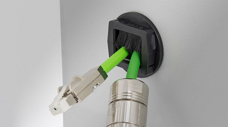 KEL-BES-S | Split cable gland with brush strips